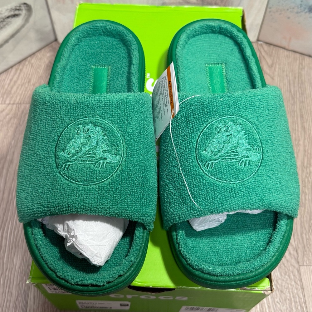 CROCS Women's Green Terry Slide Slippers with Embroidered Croc